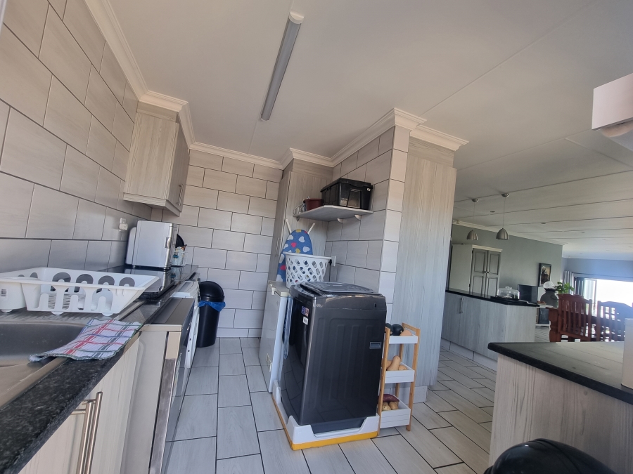 3 Bedroom Property for Sale in Dana Bay Western Cape